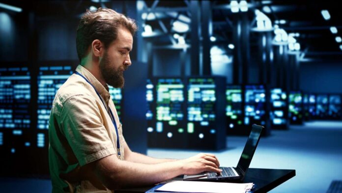 Powerful Server Infrastructure for Stable and Fast Online Operations Powerful Server Infrastructure for Stable and Fast Online Operations